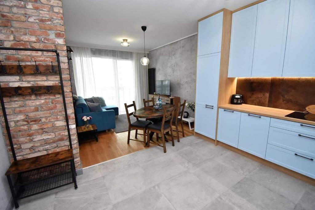 Apartament Blue Bastion Walowa 23C Z Klimatyzacja I Miejscem Parkingowym W Podziemnym Parkingu Gdańsk Eksteriør billede