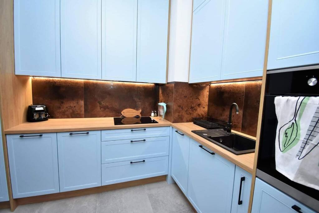 Apartament Blue Bastion Walowa 23C Z Klimatyzacja I Miejscem Parkingowym W Podziemnym Parkingu Gdańsk Eksteriør billede